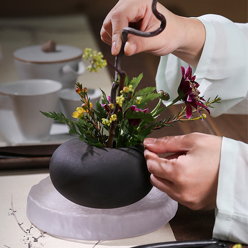 Vas keramik gaya Jepang Ikeban - Ikebana Vase Kenzan ulasan dan harga